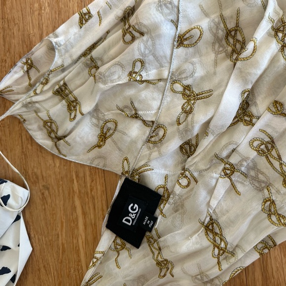 D&G Spring Summer Flowing white and gold print maxi gown dress. - Picture 9 of 10